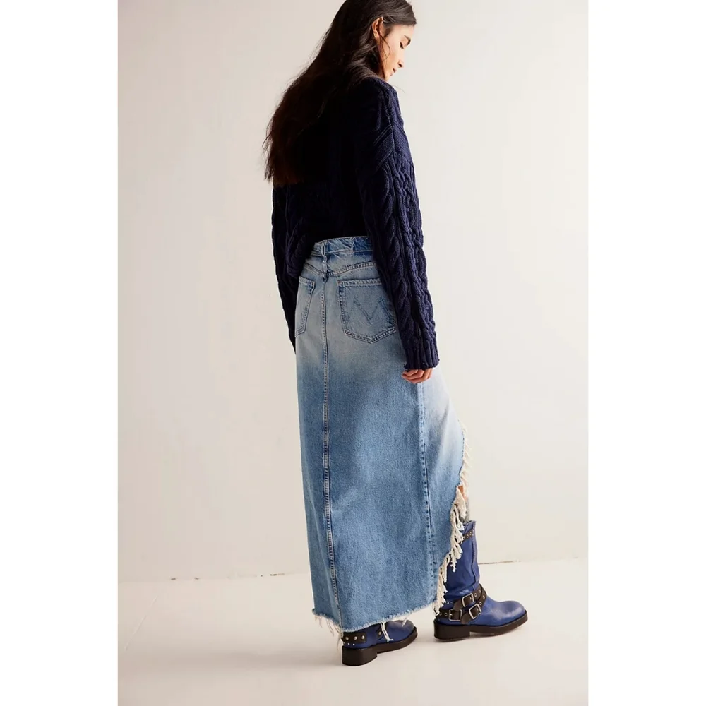 MOTHER Maxi Denim Skirt Womens Sz 29 Blue Denim Ditcher Maxi Fray Slit Rodeo - Picture 12 of 16